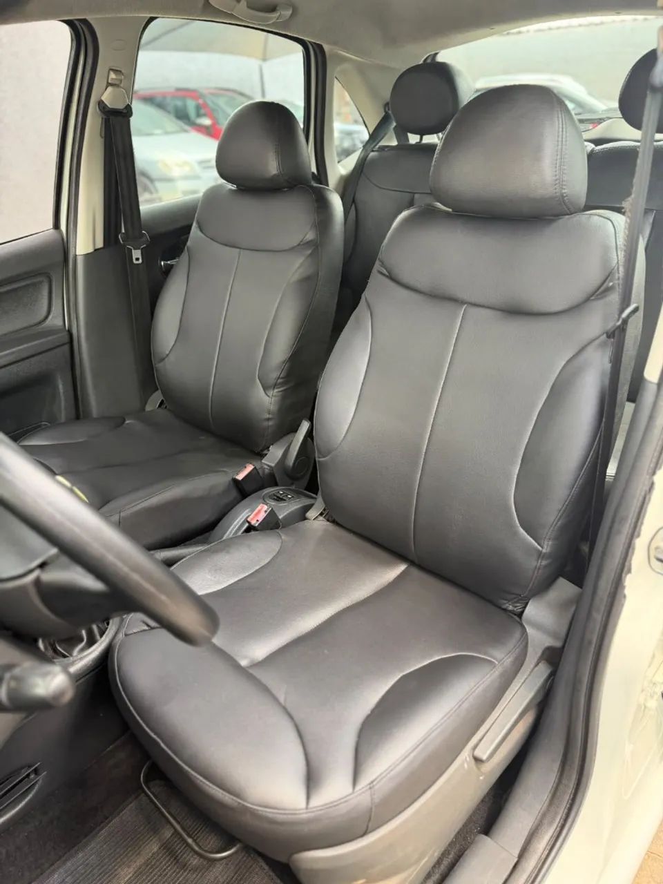 Citroën C3 GLX 1.4/ GLX Sonora 1.4 Flex 8V 5p, foto 6 de 16