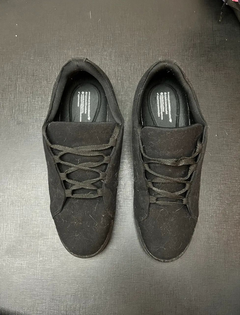 Insects shoes casual