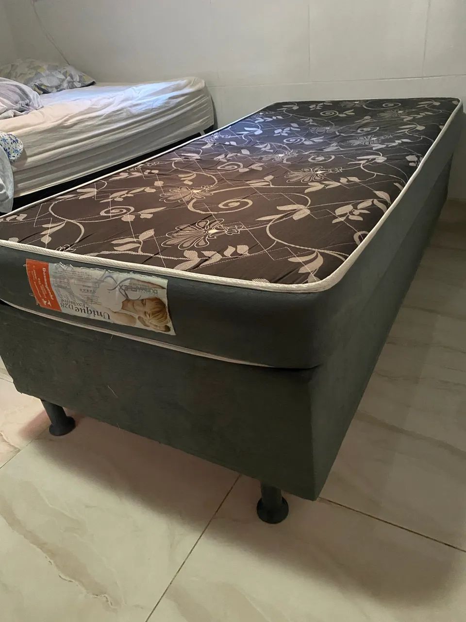 Vende-se cama de solteiro  - Foto 2
