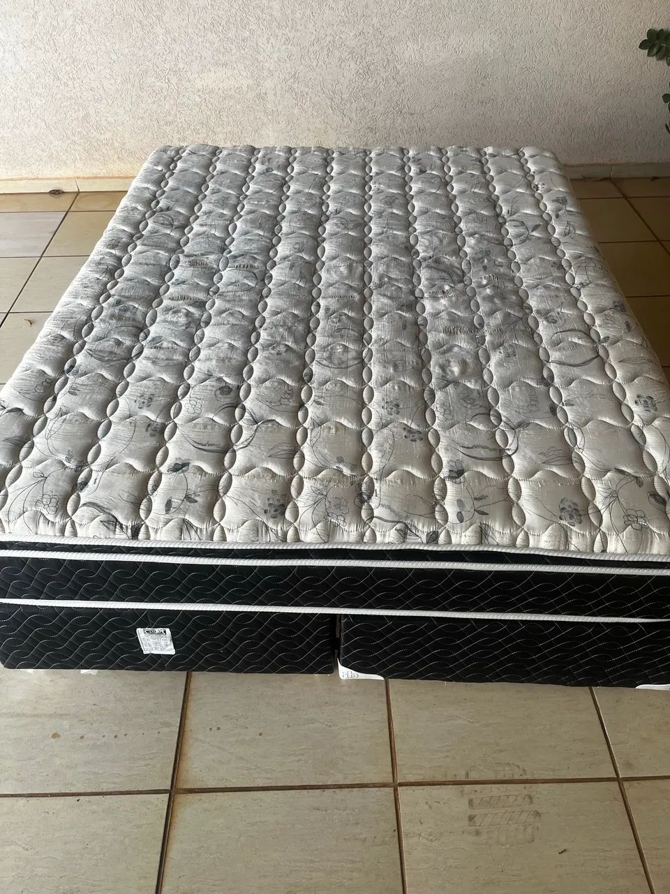 Vendo cama Queen - Foto 3