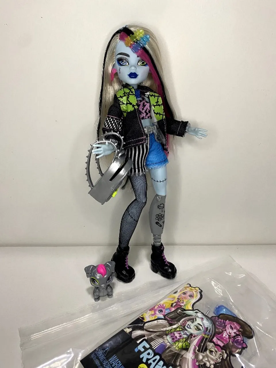 Frankie Stein Monster High Core Refresh 2 - Brinquedos e Jogos
