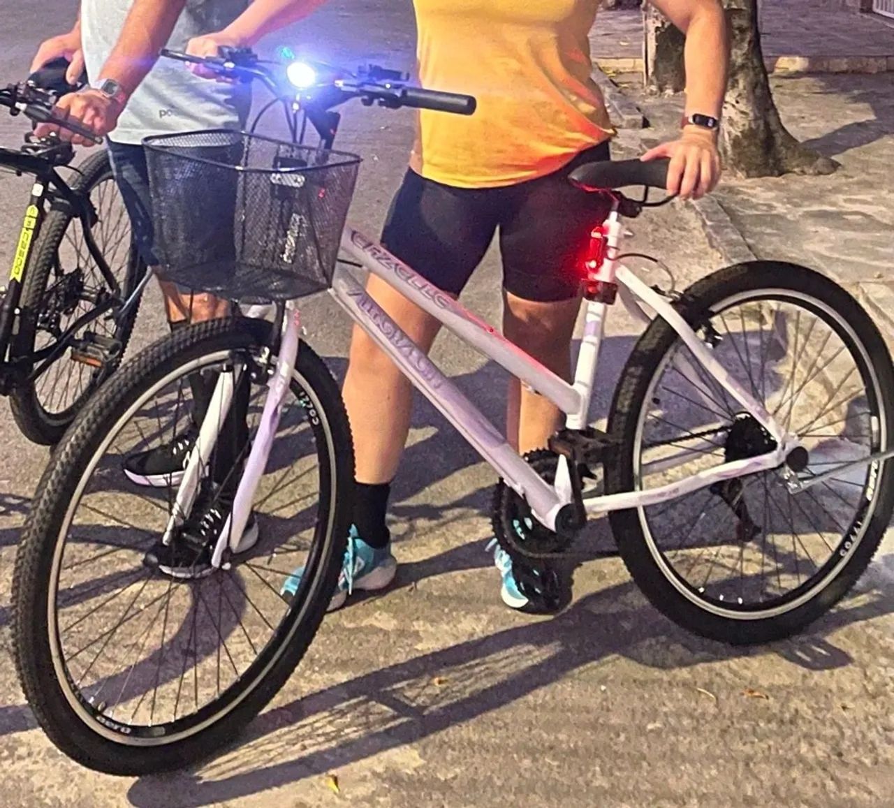 Bicicleta com NF Aro 26 quase nova - Foto 2