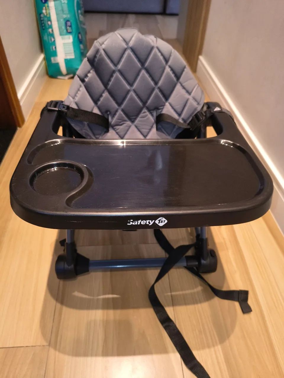 Cadeirinha com suporte