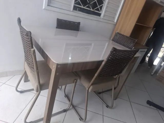 jogo de mesa com cadeiras - Foto 2