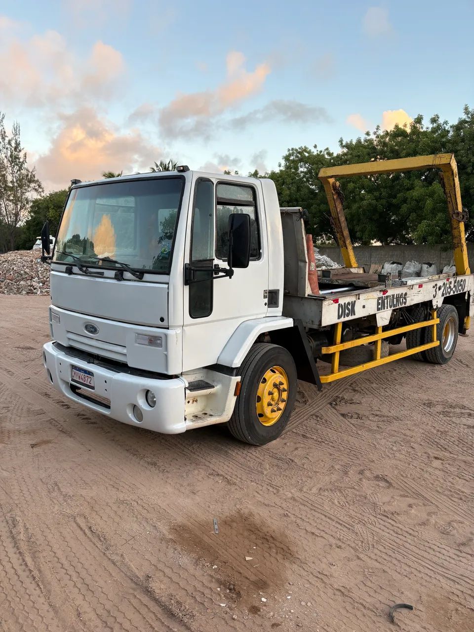 Caminhão Ford 1317 