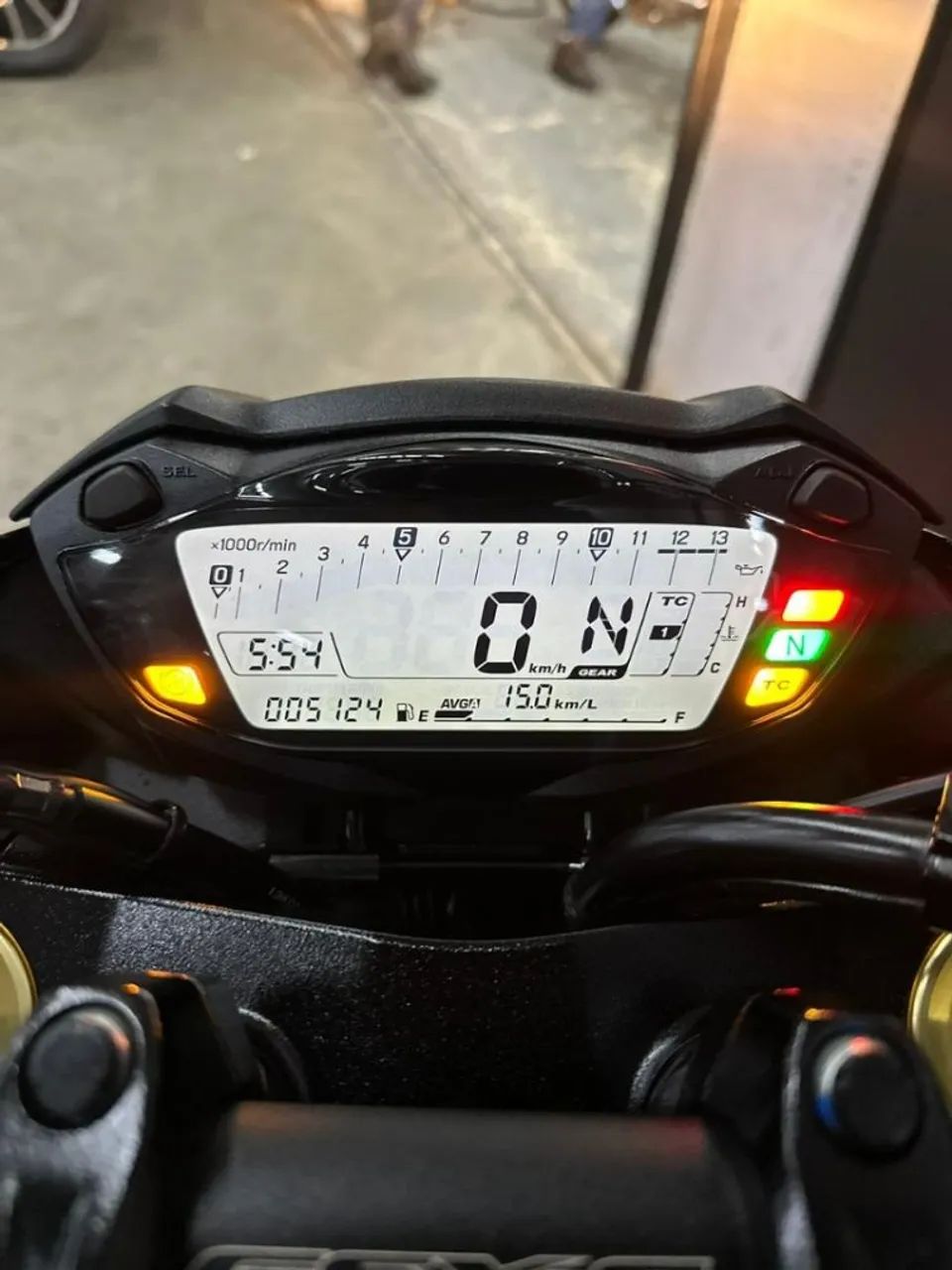 GSX-S 750 - Foto 5