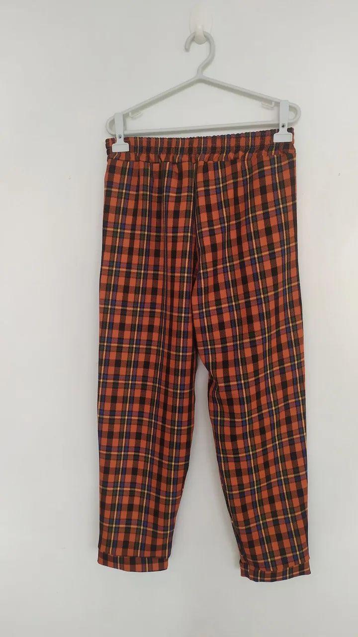 Calça quadriculada feminina Tam G  - Foto 2