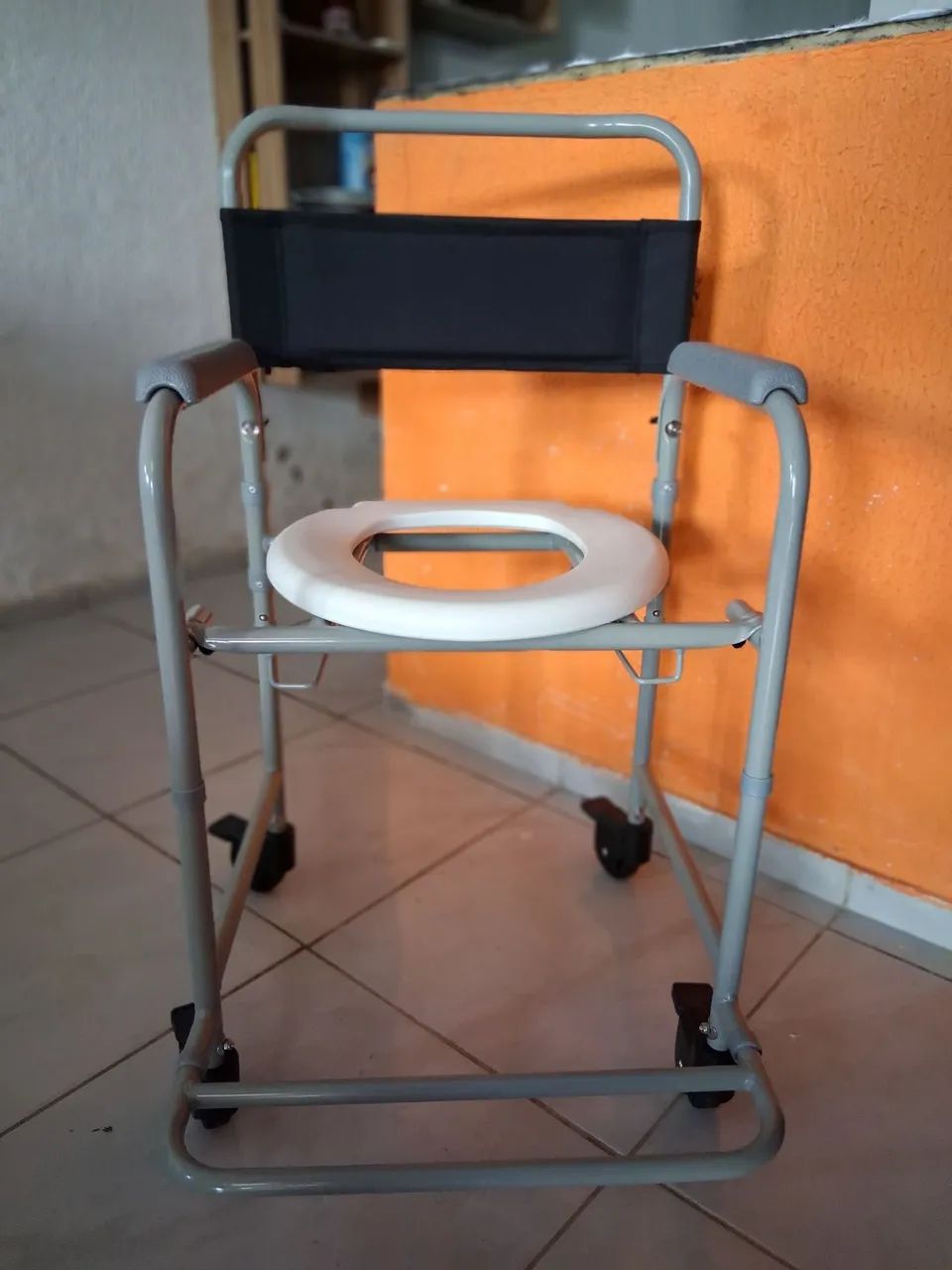 Objeto hospitalar - Foto 3