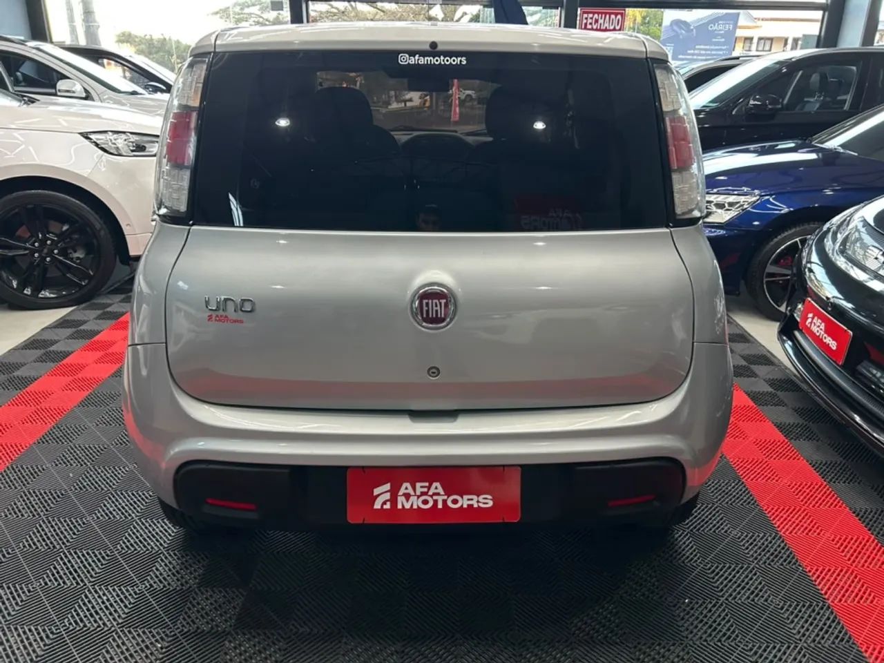 Fiat Uno Attractive 1.0 EVO Fire Flex 8V 5P 2021 - Foto 5