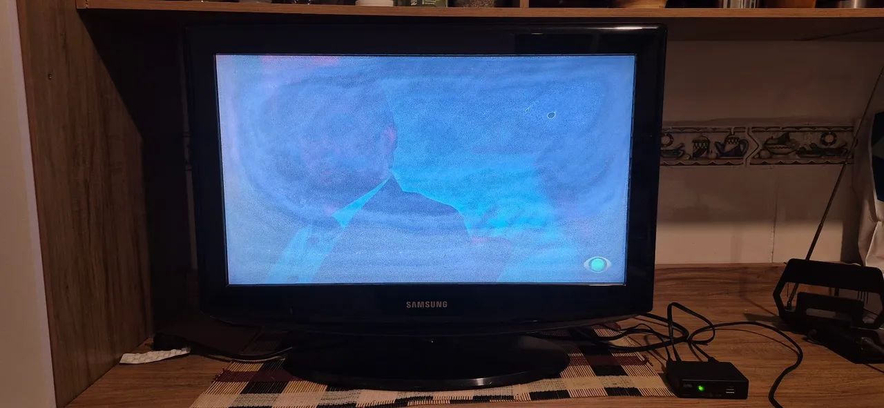 TV Monitor LCD Samsung 26 Polegadas Funcionando Com Defeito Para Retirada Peças  R$90,00 R - Foto 4