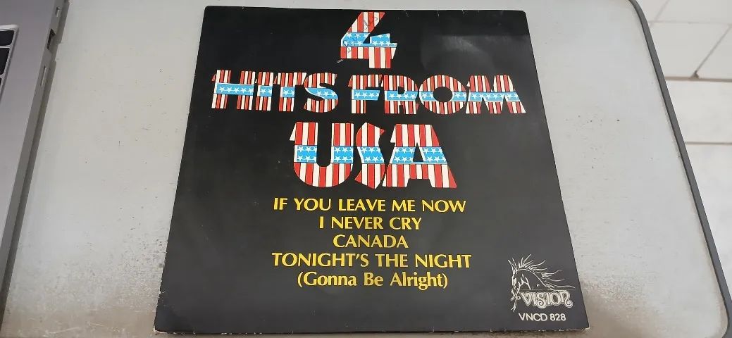 Disco Compacto EP "4 Hits From USA" - Coletânea Ano 1977 - Vintage