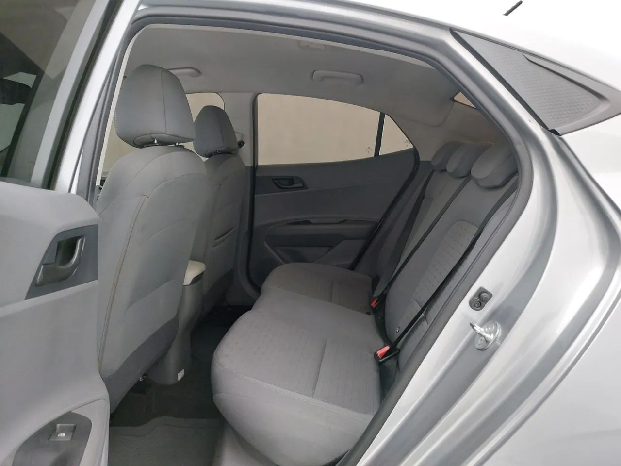Hyundai HB20S Limited 1.0 TB Flex 12V Aut., foto 17 de 18