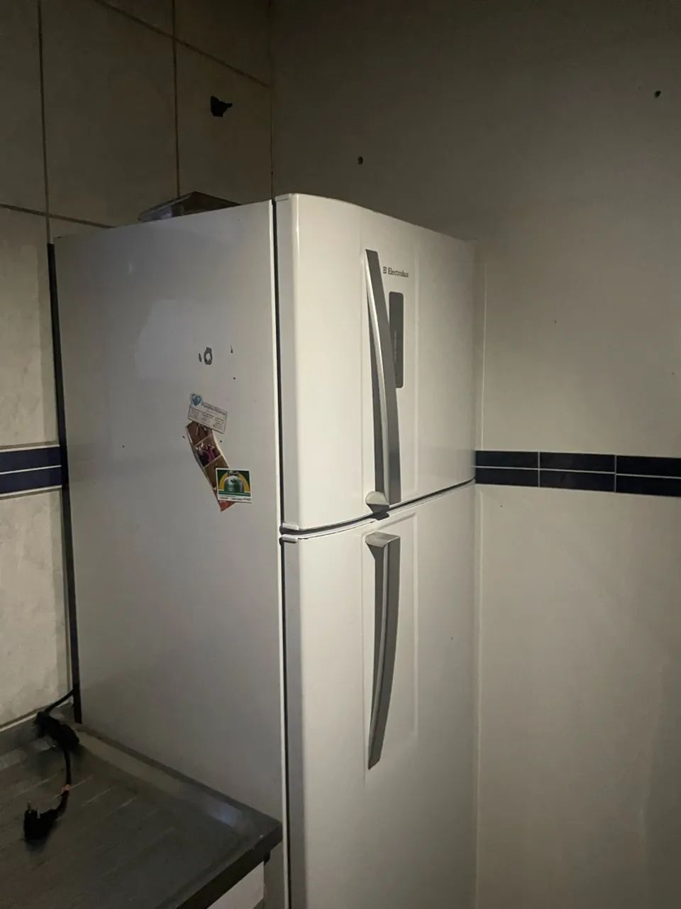 Geladeira elétrico lux perfeito estado 