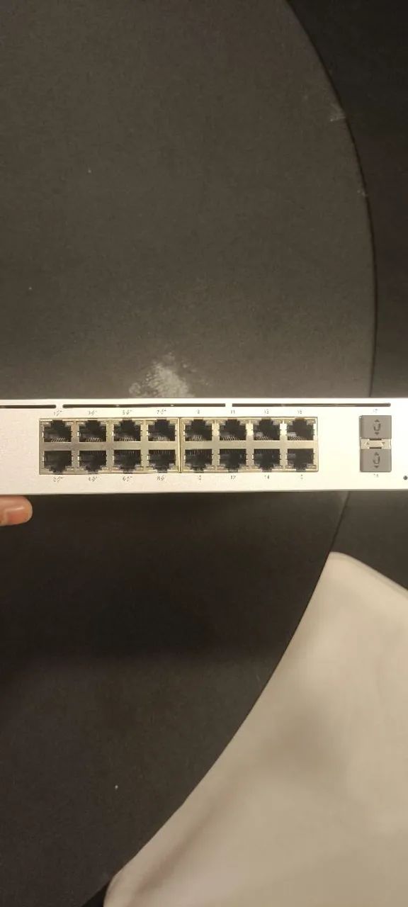 UDM+USW ubiquiti - Foto 2