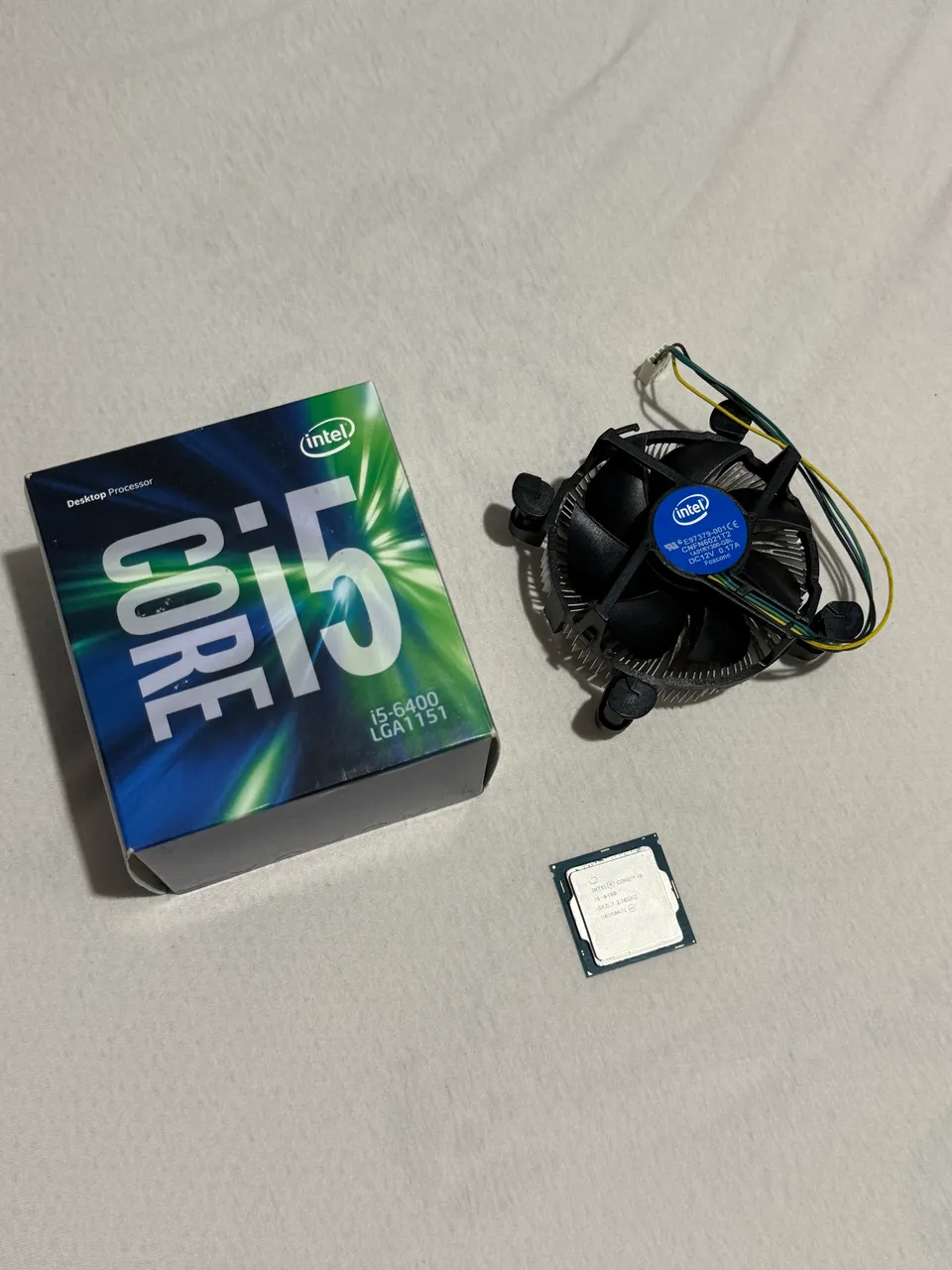 (LGA BOX I3-10105 CORE INTEL PROCESSADOR 4枚セット CPU i3 i5 i7 Core Intel 1200 8 / CORES 4 / CPU