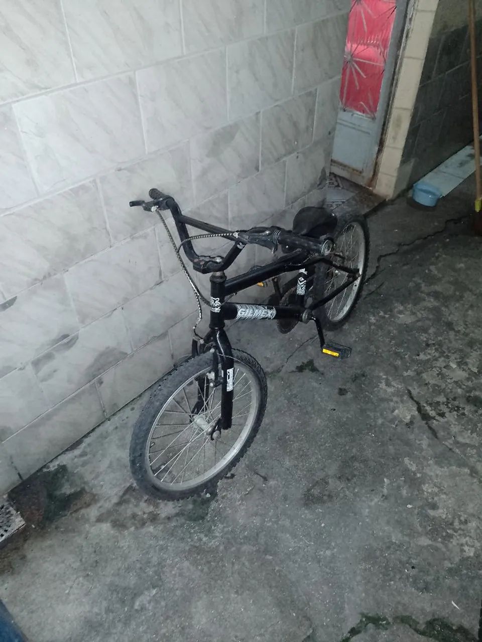 Bicicleta pequena, ótimo estado 