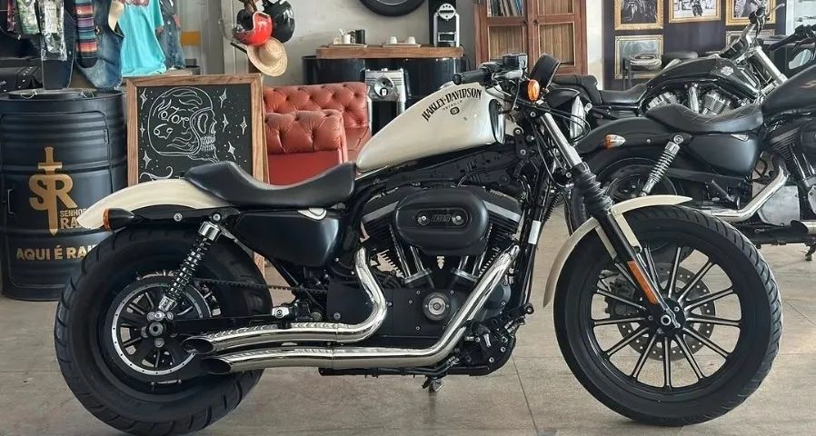 Harley Davidson Iron 883 ano 2013