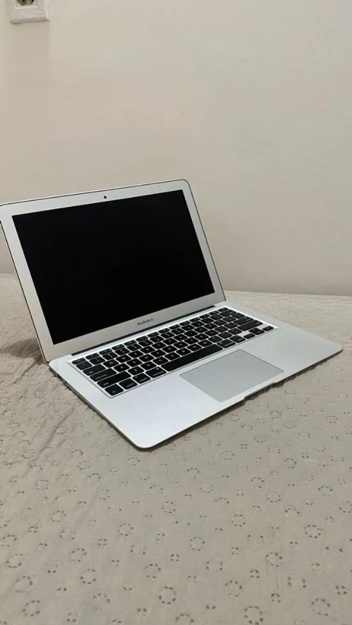 MacBook Air 13? 2015 - Core i5 | 8GB RAM | SSD 128GB - Excelente