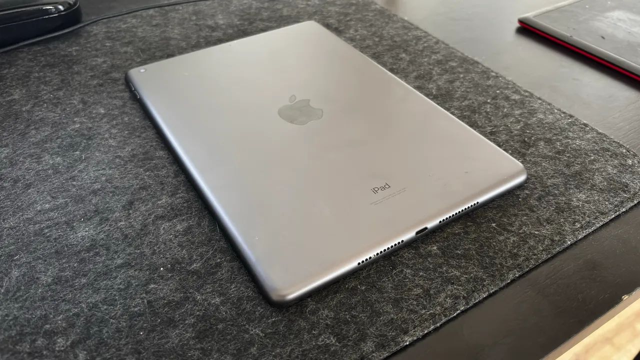 Apple iPad Wifi 9th Geração Cinza Espacial A2602 64gb 10.2