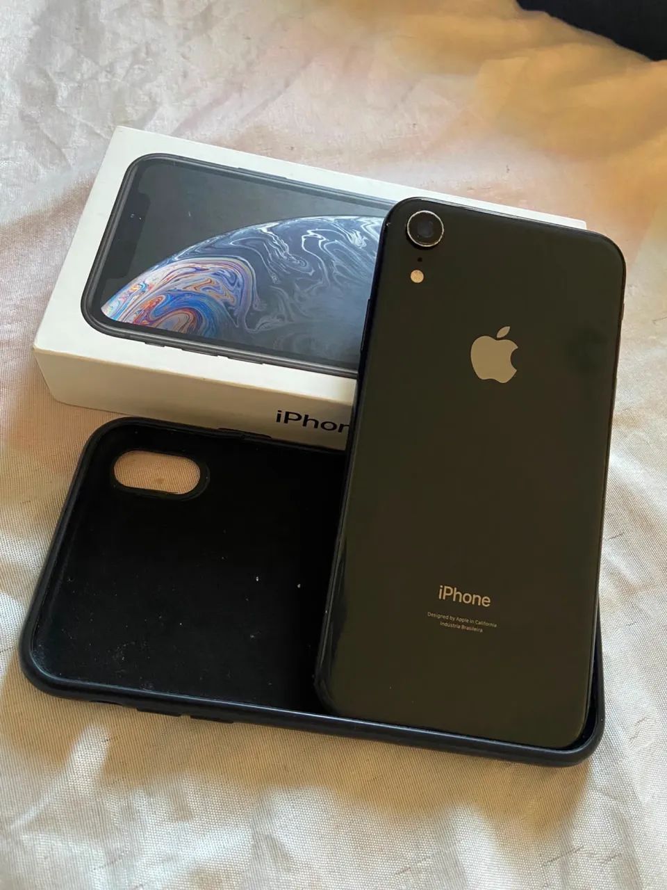 iPhone XR preto 