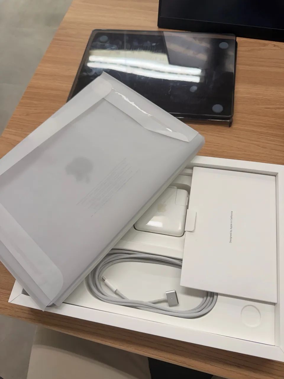 Macbook Pro M1 Pro 16GB 512GB 14