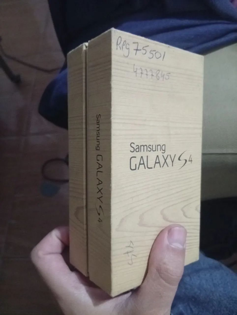 Caixa Galaxy S4 