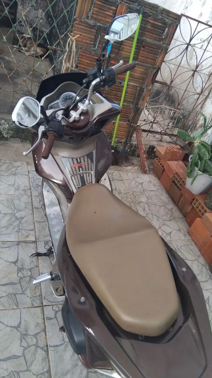 HONDA PCX SCOOTER  - Foto 2