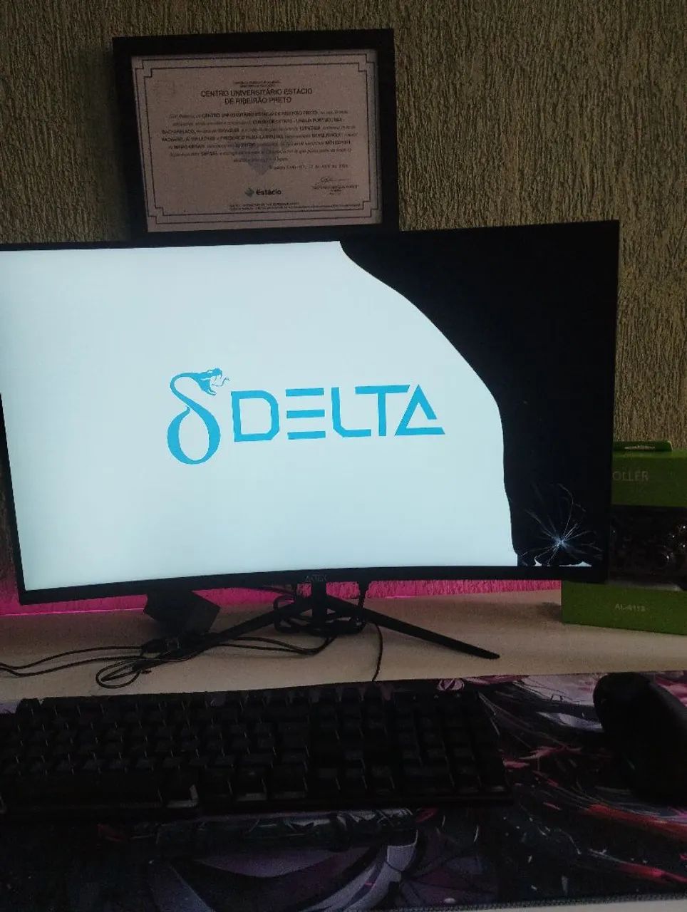 Monitor Curvo Aitek 27" Full HD 180 Hz 1 ms 