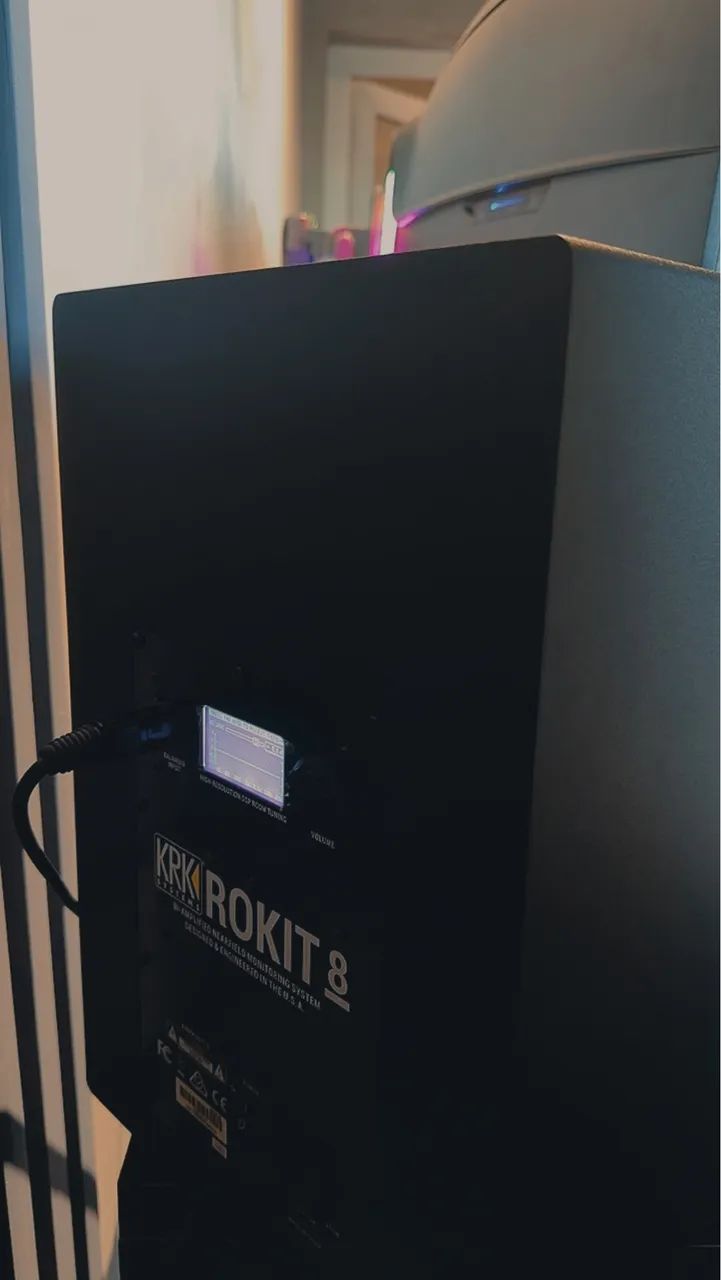 MONITOR DE AUDIO KRK ROKIT 8" G4 - Foto 4