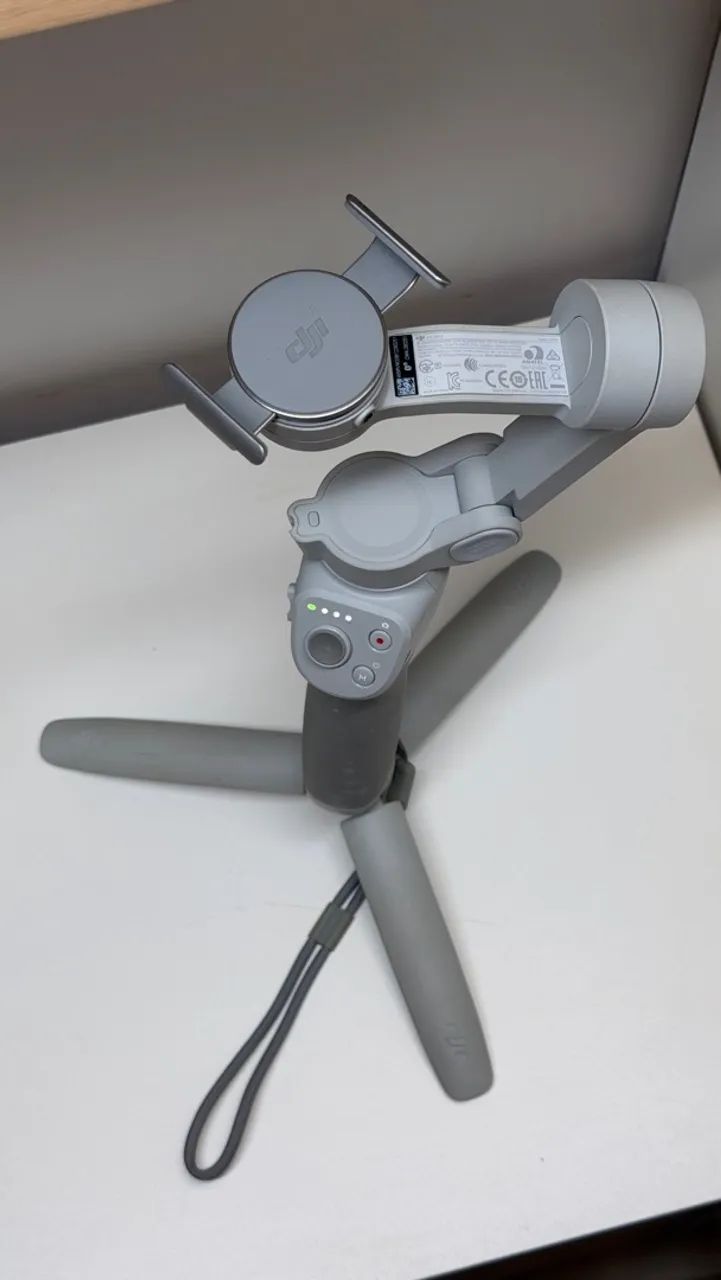 DJI Osmo Mobile 4 - Com Case e Caixa Originais - Foto 4