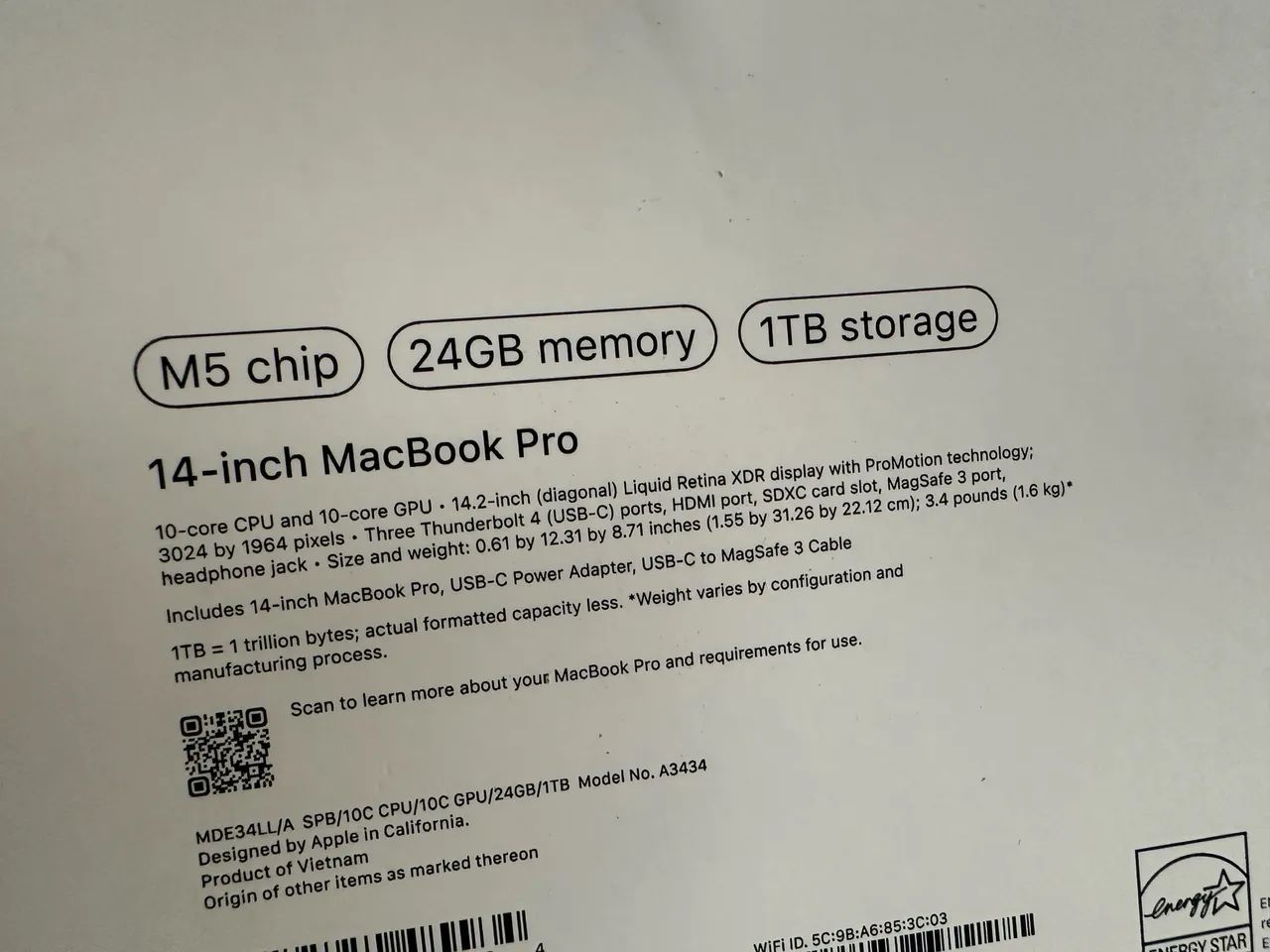 MacBook Pro M5 24GB - 1TB SSD lacrado  - Foto 2