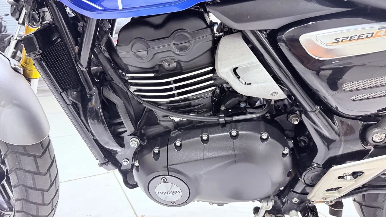 TRIUMPH SPEED 400 2024 - Foto 3
