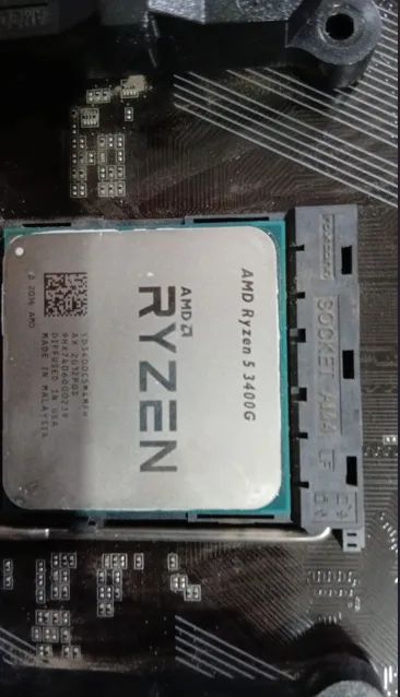 Kit placa mãe + processador ryzen 5 3400g - Foto 2
