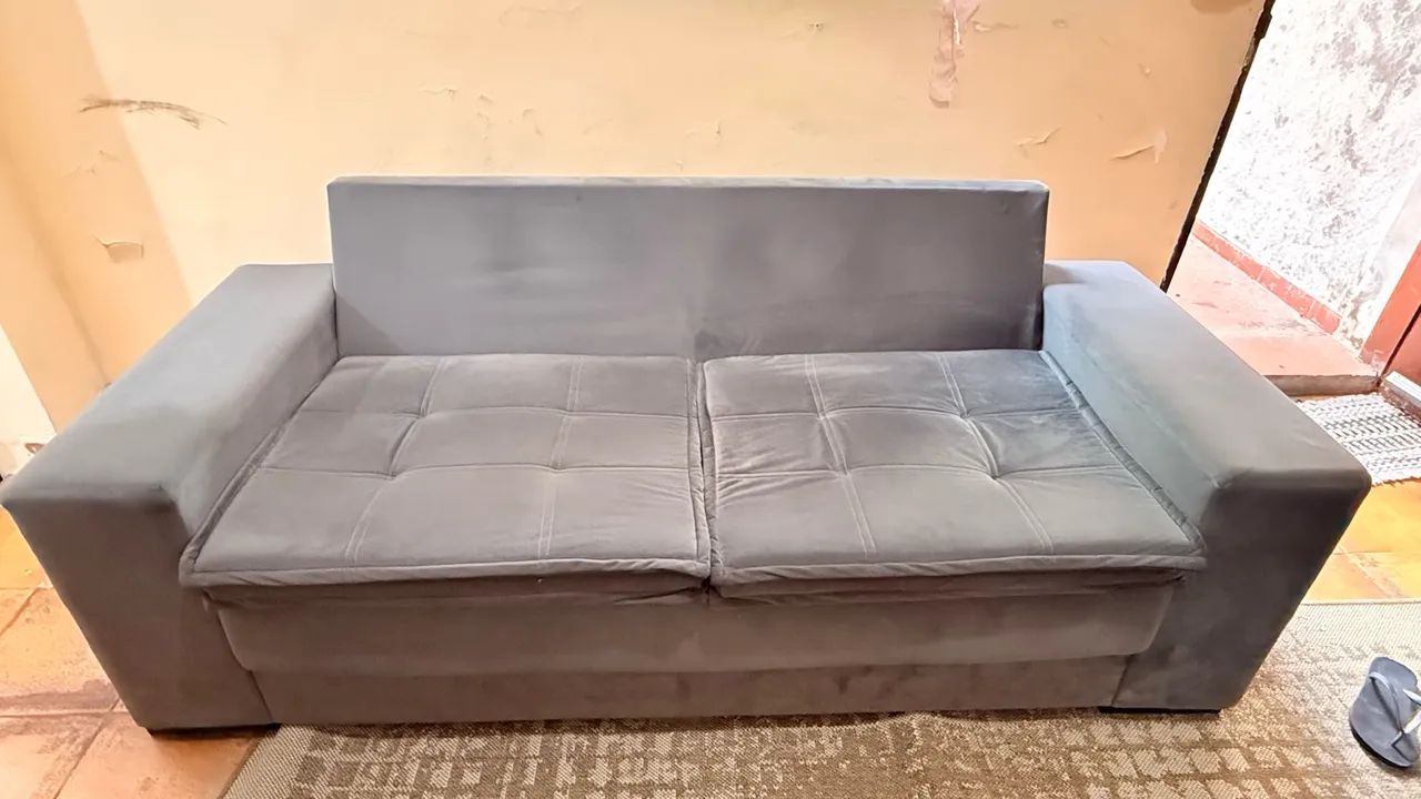 1 sofá de 3 lugares cinza  - Foto 3