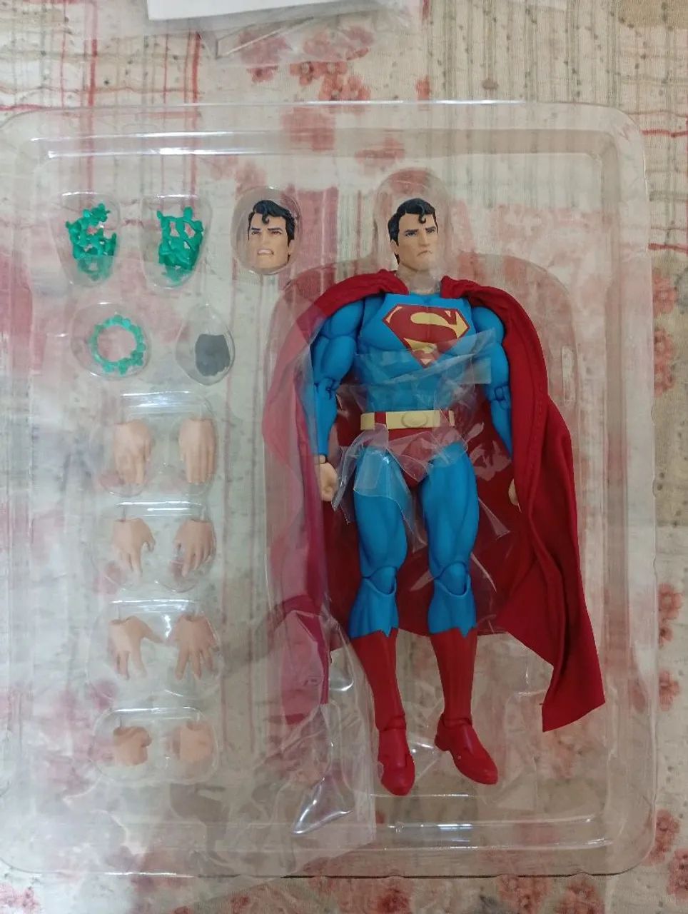Mafex Superman Hush - Foto 3