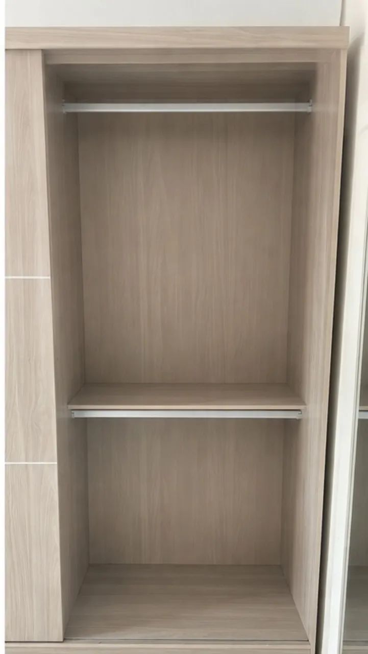 GUARDA ROUPA EM PERFEITO ESTADO - Foto 2