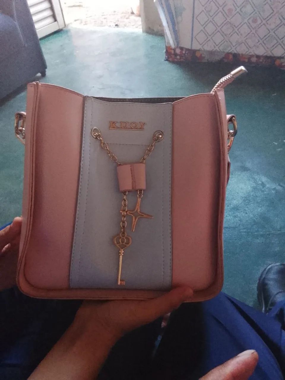 Vendo uma bolsa nova por 30,00
