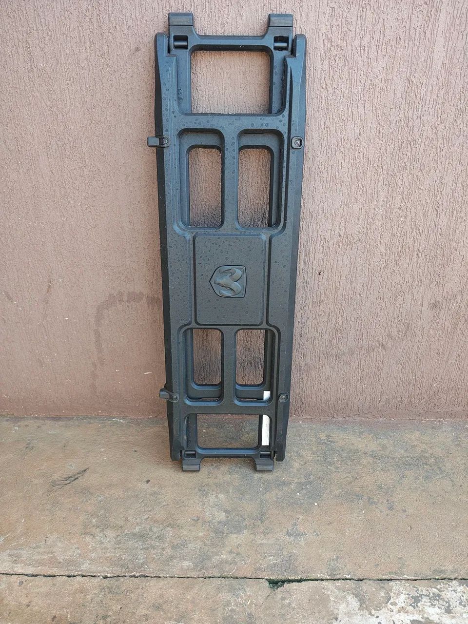 Extensor e divisor de caçamba para Dodge Ram  - Foto 3