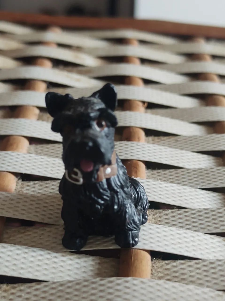 Miniaturas Cães e filhote surpresa DTC colecionáveis - Foto 2