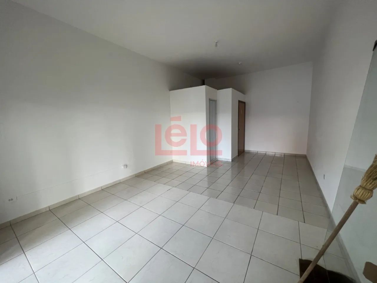 Sala comercial para locação na Zona 07 em Maringá - Foto 2