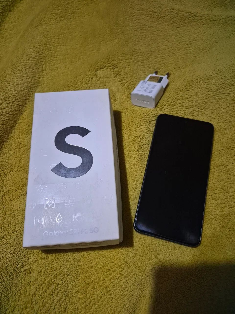 Celular sansung S21FE - Foto 2