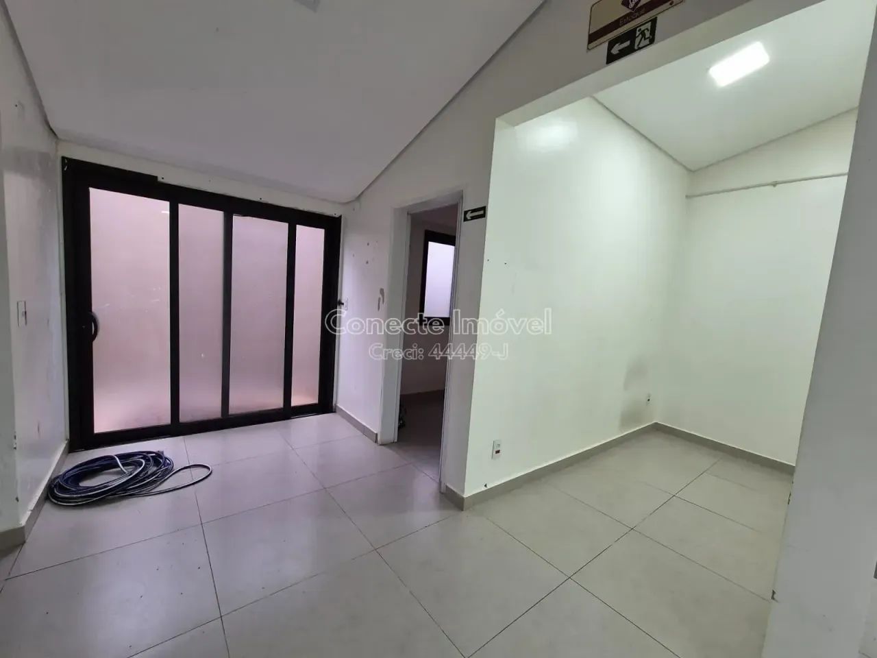 Ponto Comercial com 49 m² Próximo ao Centro de Holambra, com Sala Ampla, Escritório, Depós - Foto 3