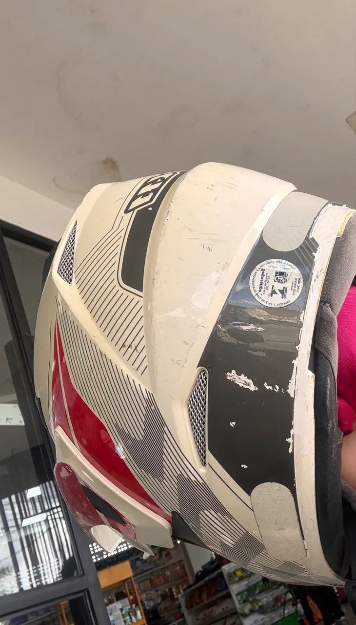 Capacete com Viseira (Usado) - Tamanho60 - Foto 2