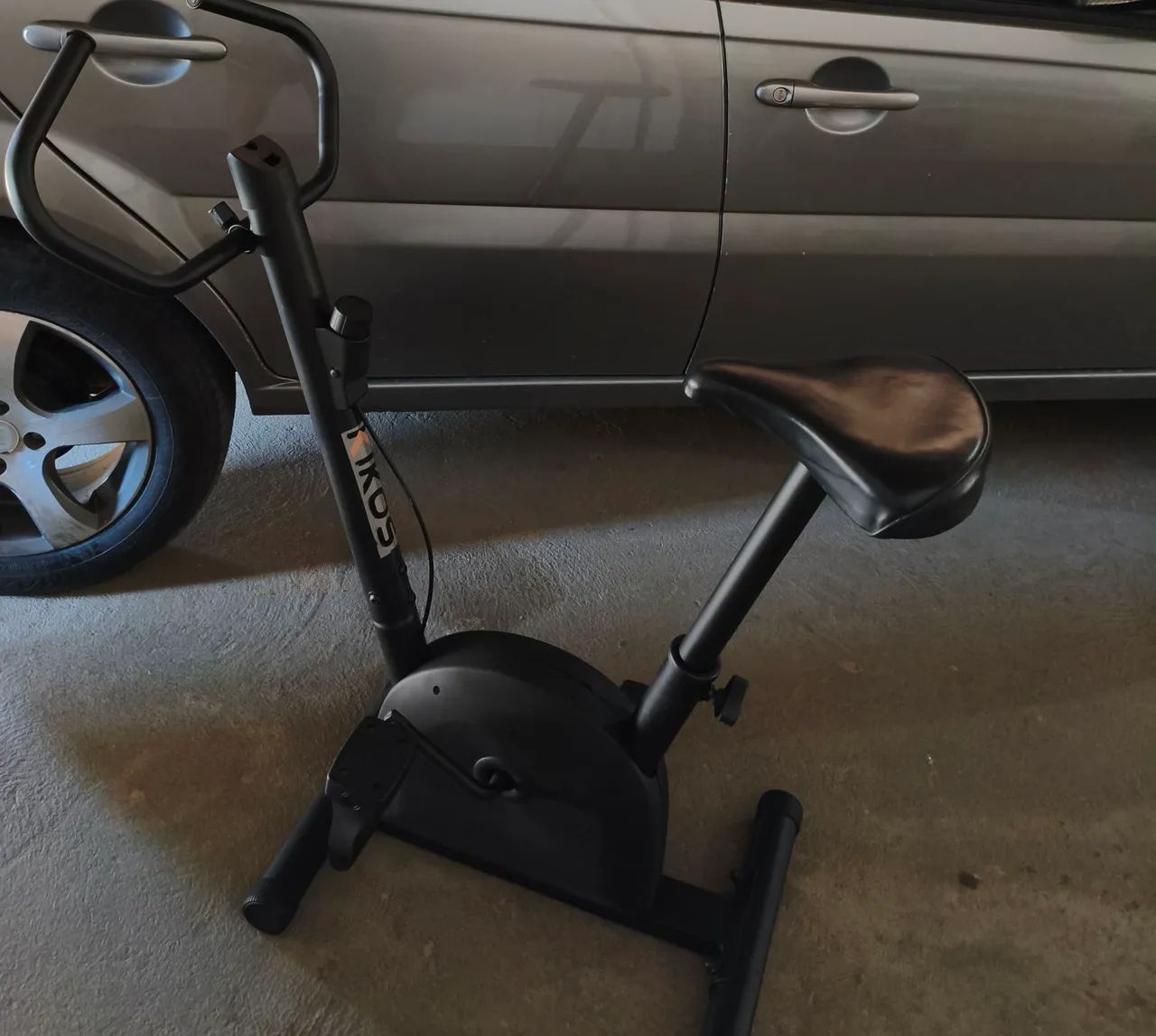 Vendo bicicleta Ergométrica - Foto 2