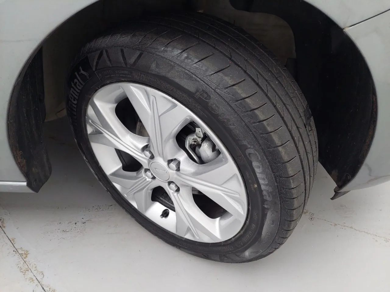 Chevrolet Onix Plus LTZ 1.0 12V TB Flex Aut. 4P, foto 13 de 18