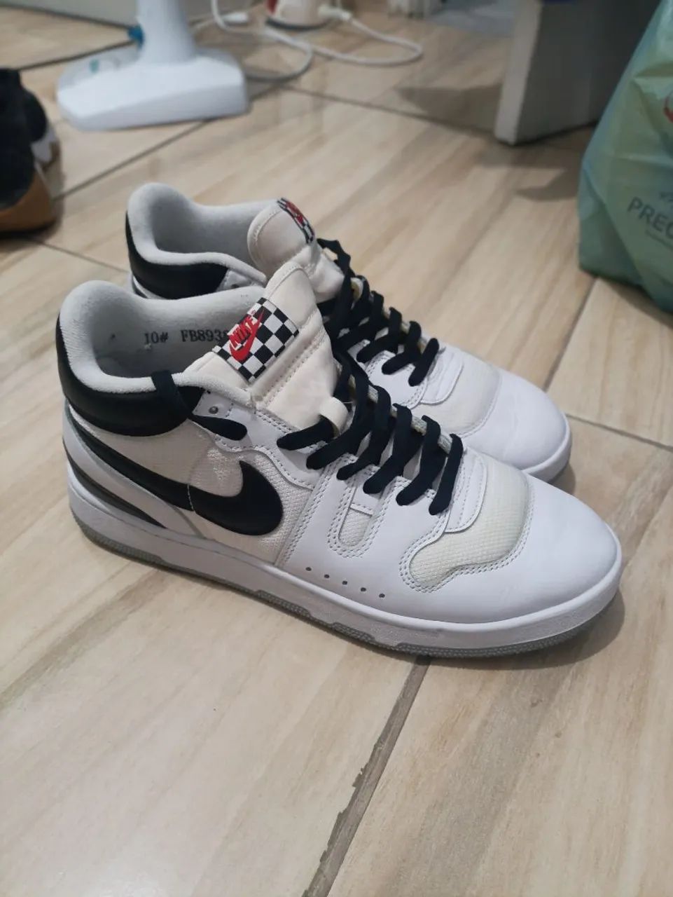 Nike mac attack 42