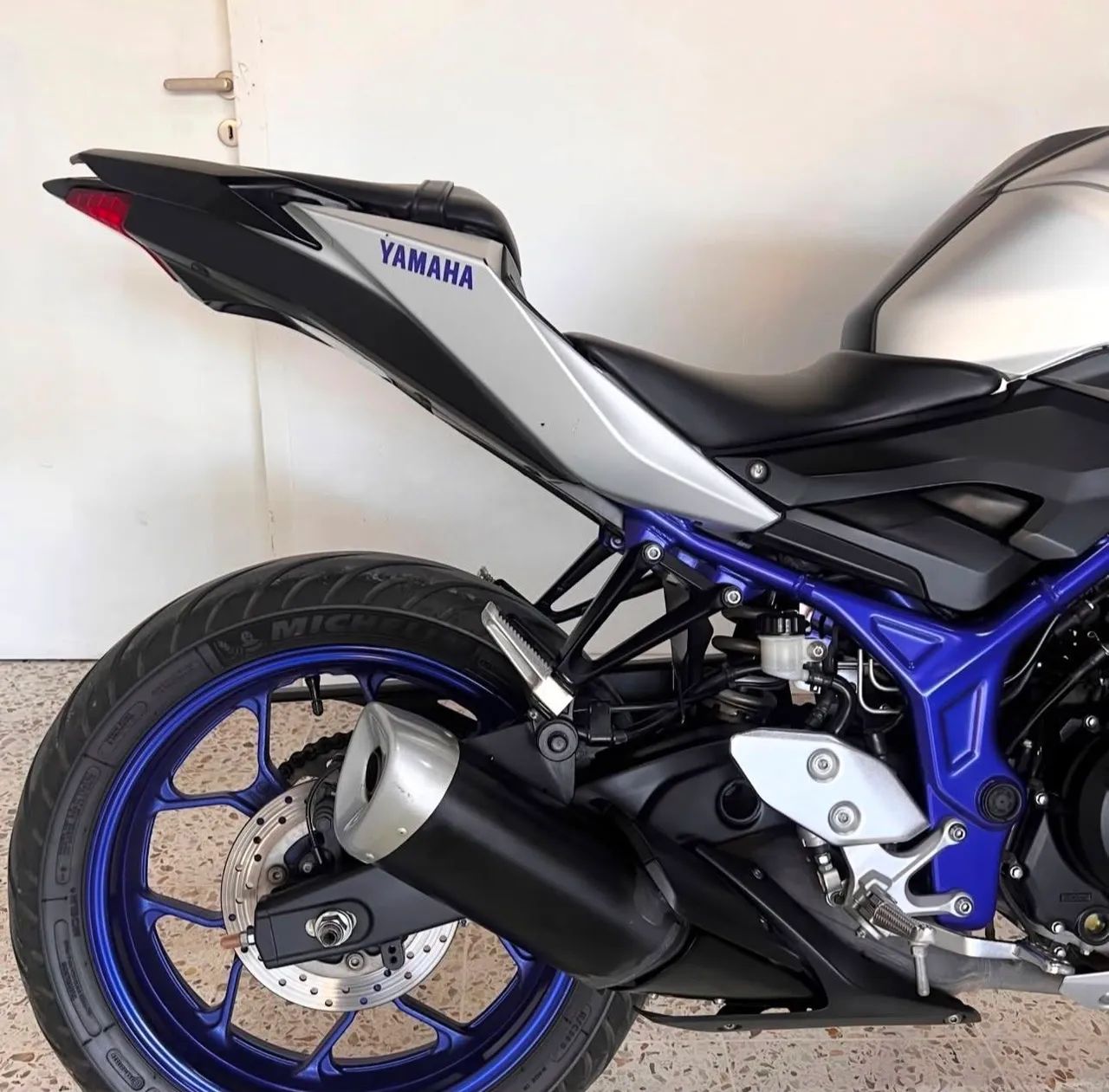 YAMAHA MT-03  - Foto 4