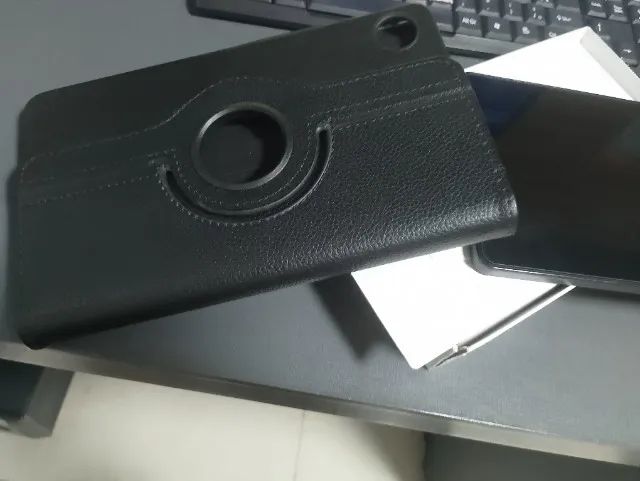 Vendo Tablet novo