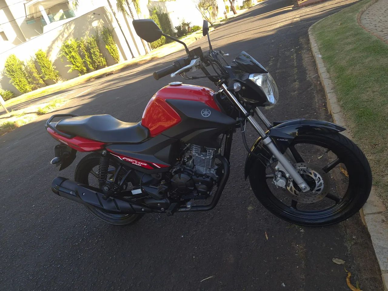 Vendo Yamaha YBR Factor 150 Flex 22/23 - Foto 4