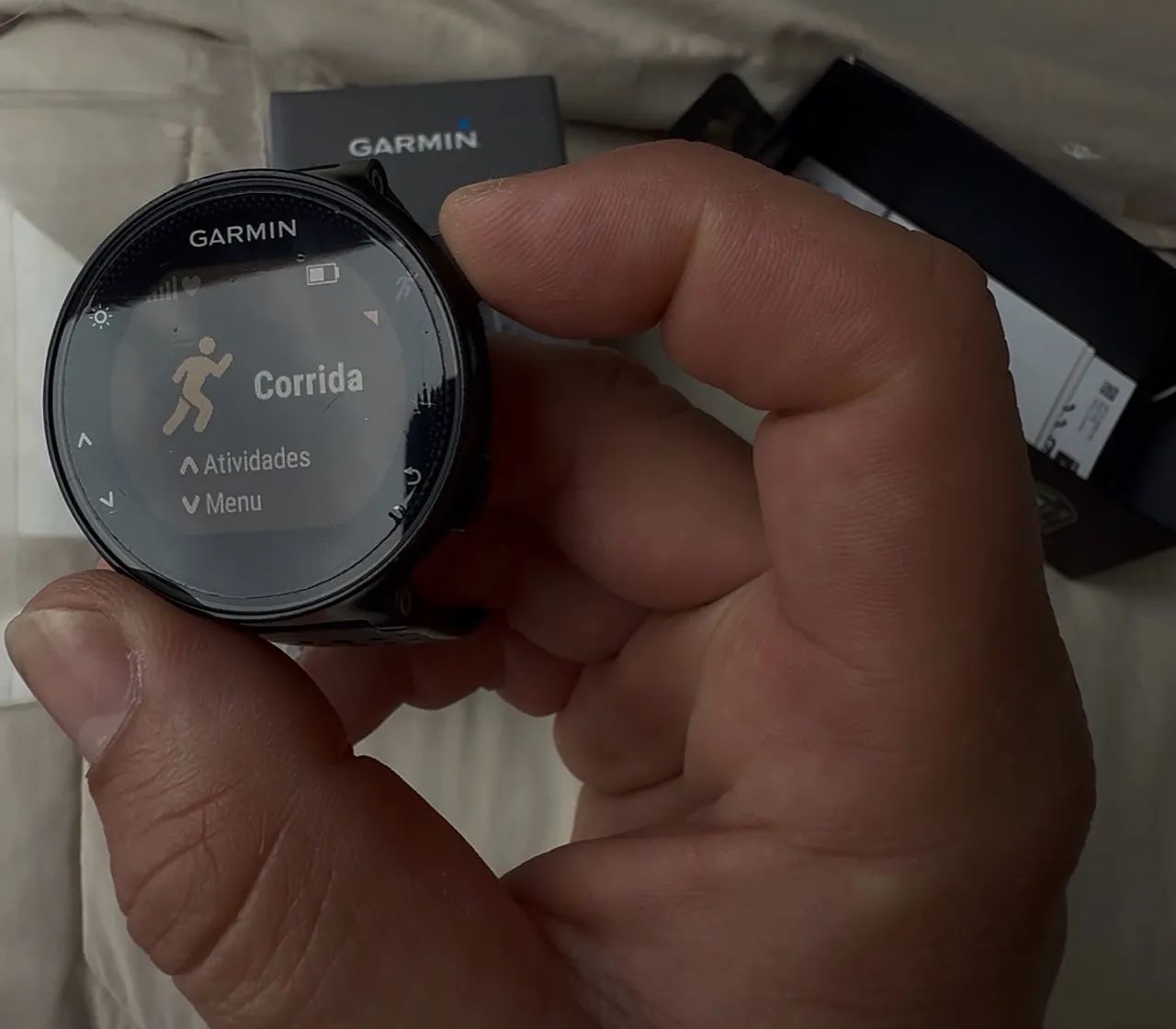Relógio Garmin forerunner 235 - Foto 2